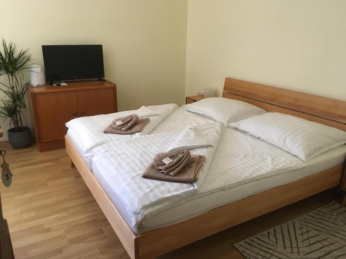 Lindenhof Ybbs Bed & Breakfast Ybbs an der Donau Ngoại thất bức ảnh