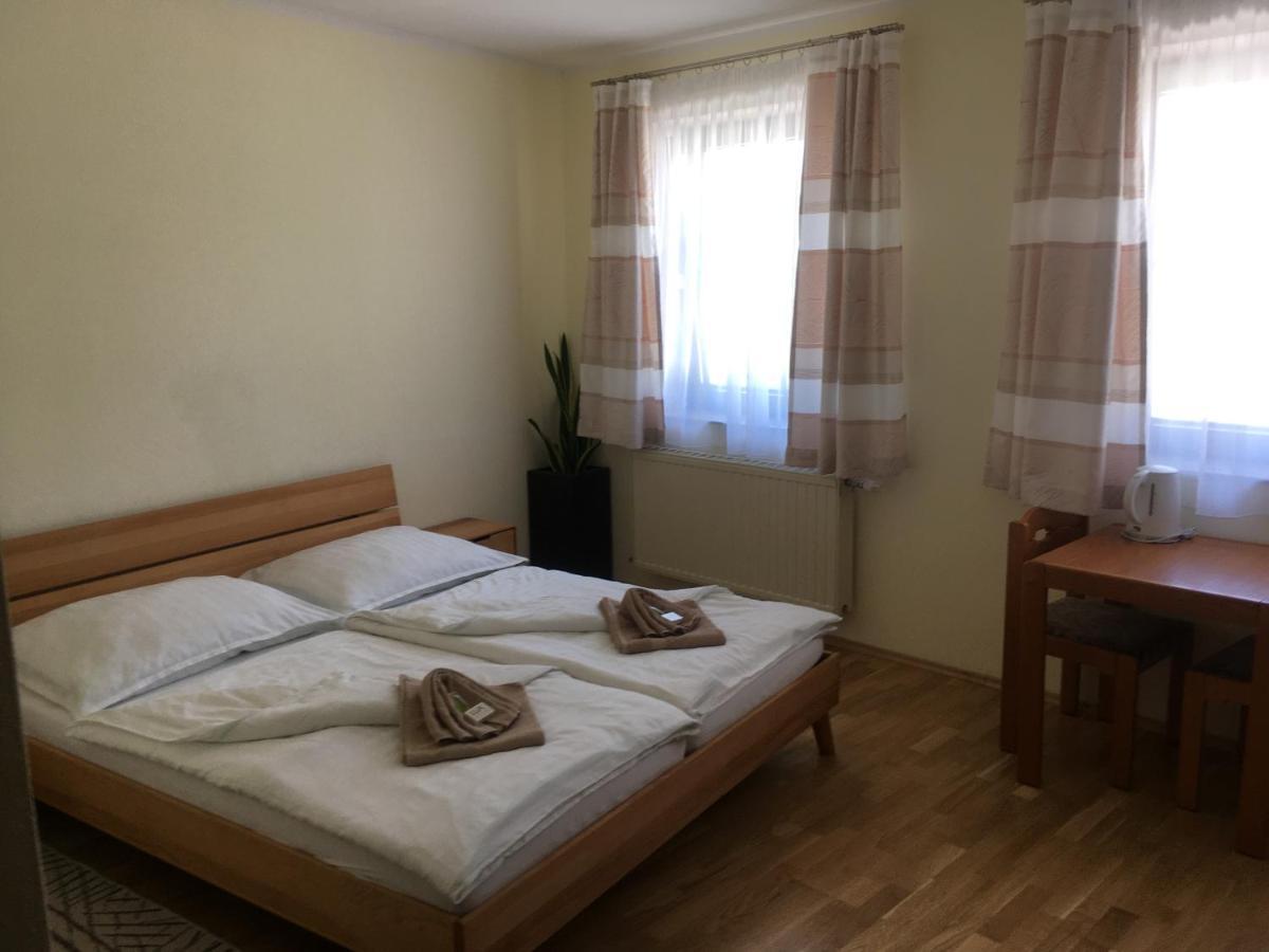 Lindenhof Ybbs Bed & Breakfast Ybbs an der Donau Ngoại thất bức ảnh