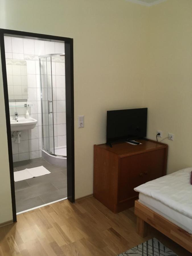 Lindenhof Ybbs Bed & Breakfast Ybbs an der Donau Ngoại thất bức ảnh
